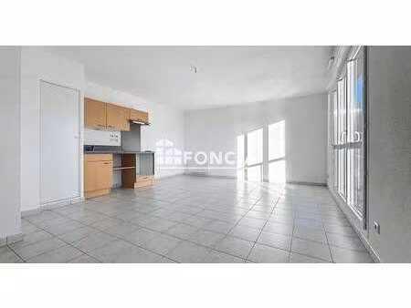 vente appartement 2 pièces à saint-georges-des-groseillers (61100) : à vendre 2 pièces / 4