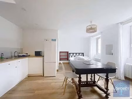 location appartement t1 meublé à concarneau (29900) : à louer t1 meublé / 25m² concarneau