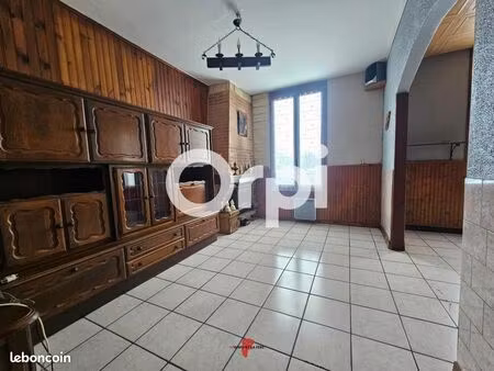 maison 2 pièces 65 m²