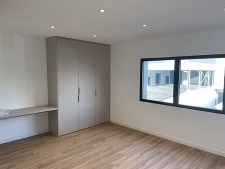 bureau de prestige de 53 m2 en location - annecy  france