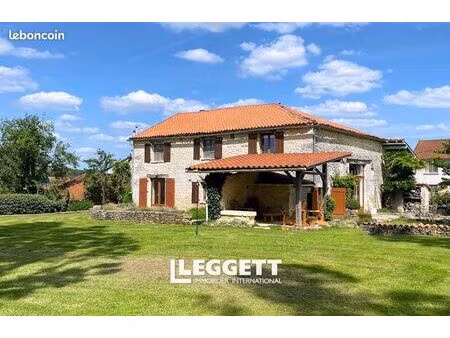 maison 10 pièces 355 m²