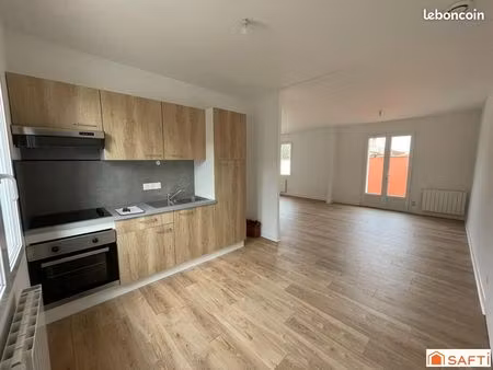 propriété 3 pièces 76 m²