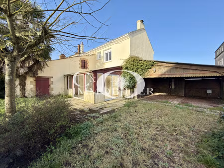 maison de bourg - 3 chambres - 715 m2 de terrain