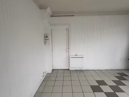 location local commercial 1 pièce  17.20m²  vitry