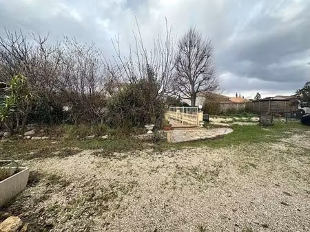 vente terrain 600 m² à velaux (13880)  275 000 €