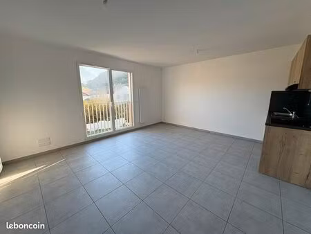 appartement 1 pièce 32 m²