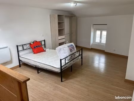 maison de rue (3 étages) 60m2