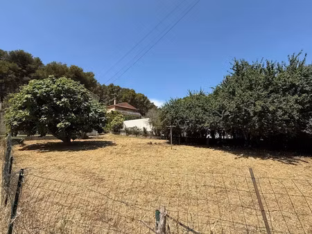 vente terrain 700 m² à le rove (13740)  215 000 €