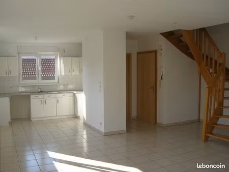 roppenheim  duplex f4  80m2 dans maison bi famille