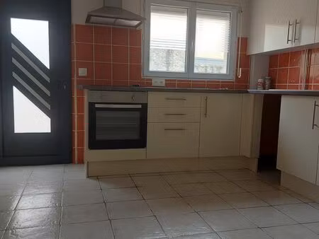 t2 belle superficie avec extérieur