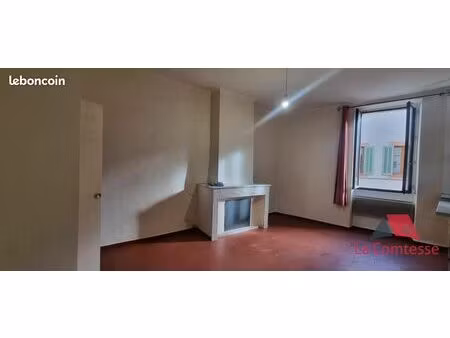 studio 1 pièce 30 m²