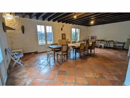 maison à louer 4 chambres  grande salle à manger