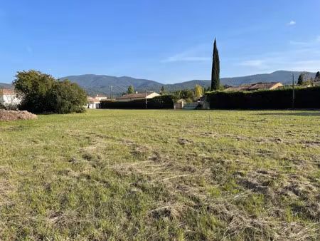 vente terrain 550 m² à pignans (83790)  154 000 €
