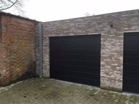nieuwbouw garage dichtbij centrum te eeklo