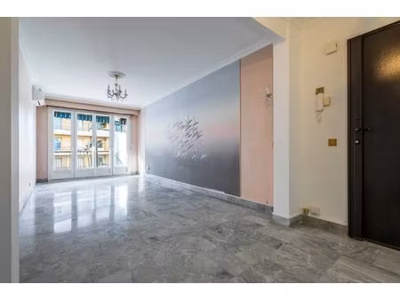 cagnes sur mer - maréchal juin / appartement 2 pièces de 64 m²