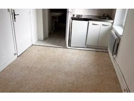 location appartement  m² t-1 à isles-les-meldeuses  340 €