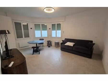 location appartement  m² t-1 à nice  525 €