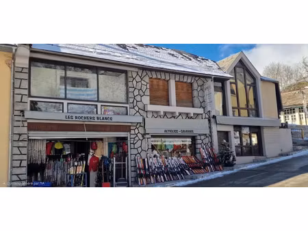 vente immeuble 200 m² à gavarnie (65120)  450 000 €