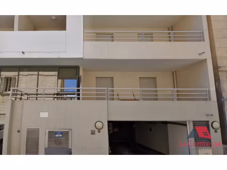 box 8 rue jules moulet 13006