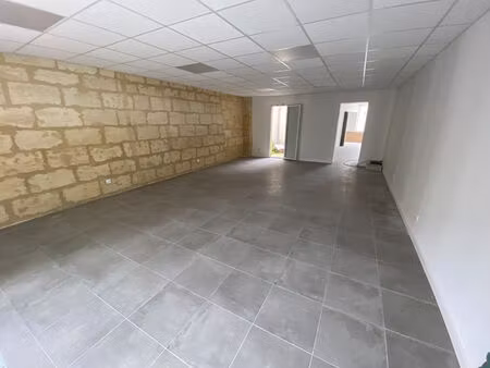 33100 bordeaux - local commercial/ professionnel de 76m2 à louer