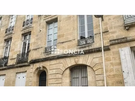 pey berland - palais de justice t2 avec terrasse