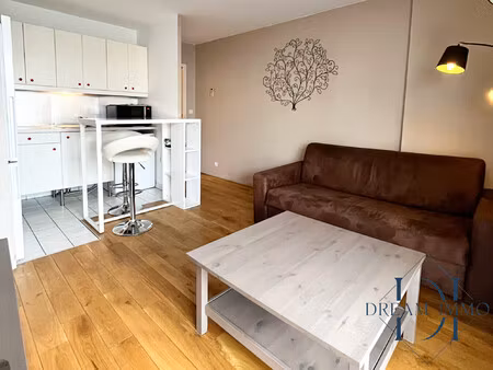 2 pièces lumineux avec balcon plein sud