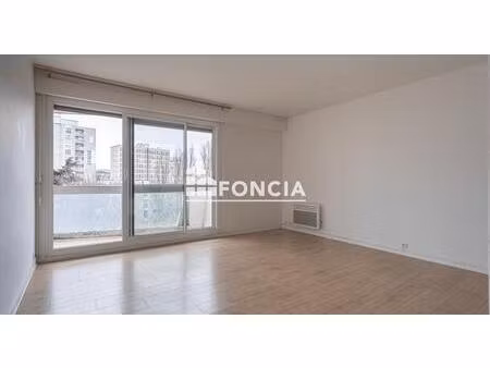 paris 13ème- 3 pieces- 67 10 m2- jardins- balcons / terrasses- lumineux