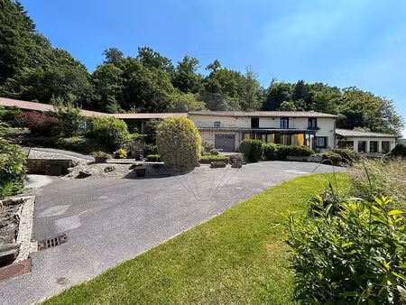 café hôtel restaurant 14 chambre(s) à vendre