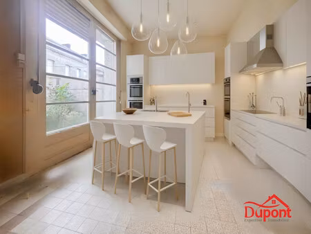 maison 3 chambres cour