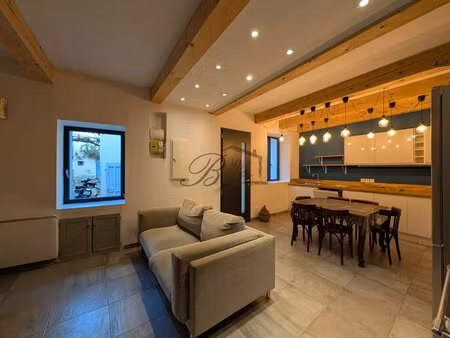 location appartement t3 à la bastide des jourdans