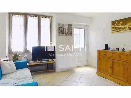 maison en pierre mitoyenne