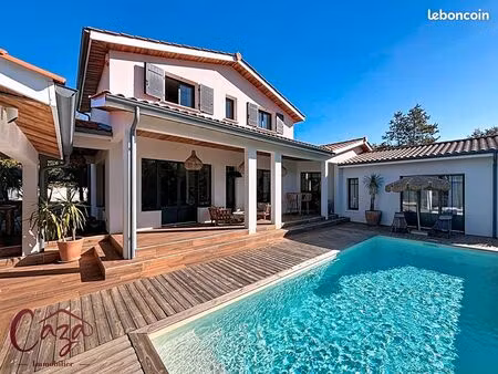 maison 5 pièces 150 m²