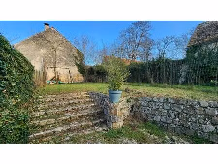 maison de ville 2 chambres avec jardin et 2 places de parking