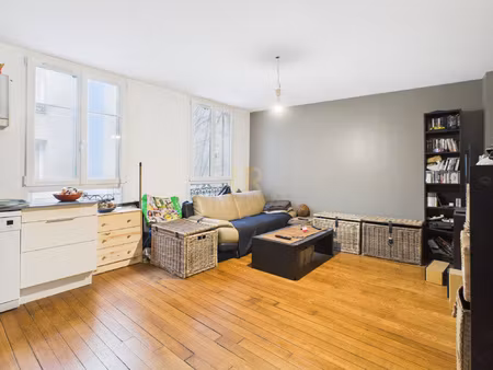 2 pièces 43 m2 aucun travaux idéal investissement ou p