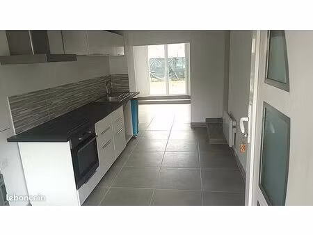 t3 rénové + jardin + parking