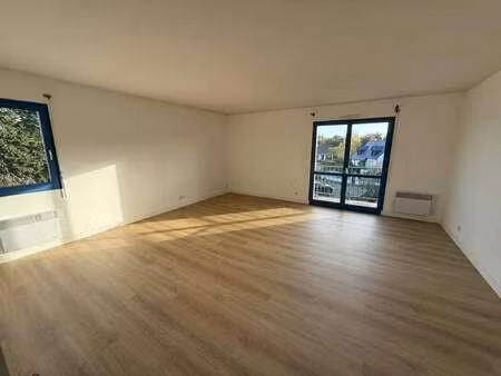 location appartement 4 pièces à noyal-sur-vilaine (35530) : à louer 4 pièces / 84m² noyal-