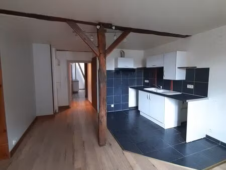 f3 avec petit balcon