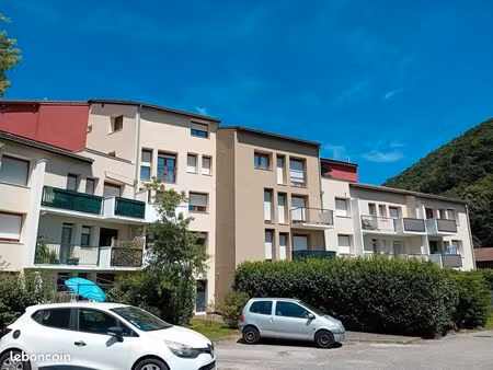 t3 rez de jardin vif