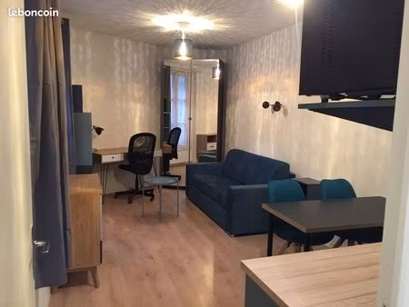 charmant studio refait à neuf au coeur de belleville