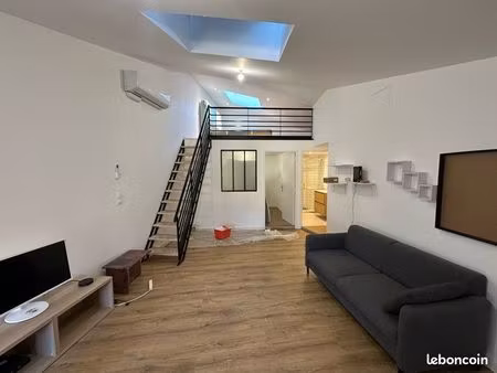 grand t3 très lumineux dernière étage