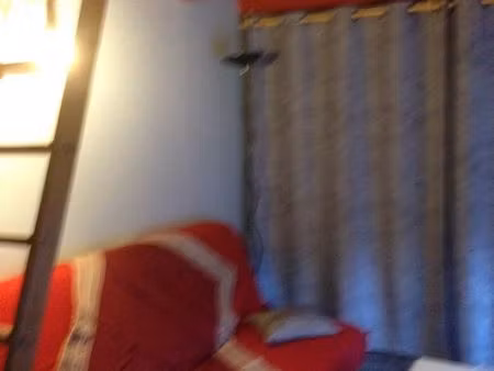 studio nevers proche isat