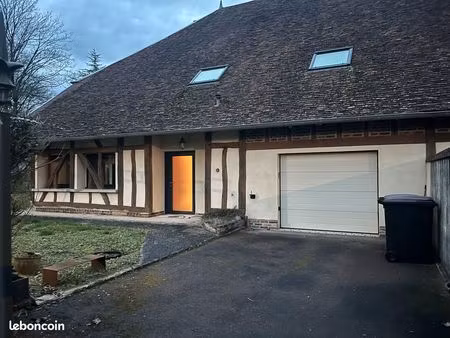 magnifique corps de ferme rénové 300m2 / 6 chambres