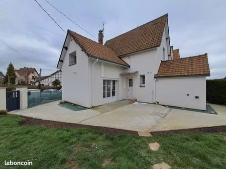 maison 4 pièces 85 m²