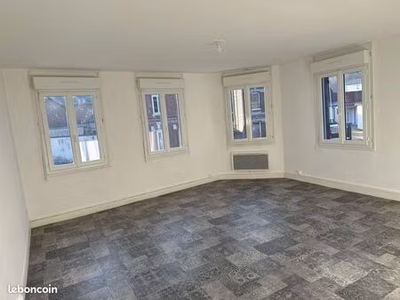 appartement 3 pièces 77 m²