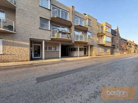 appartement met 2 slaapkamers en garage