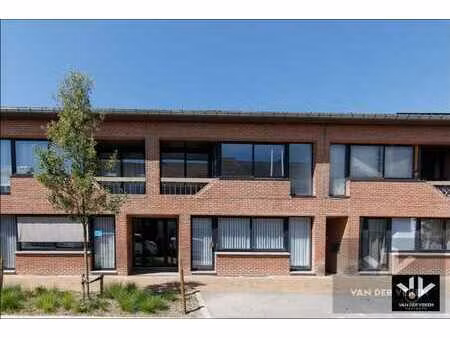 prachtig volledig gerenoveerd 2-slpk appartement