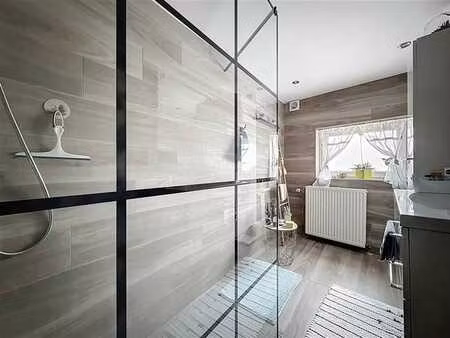 maison à la louvière