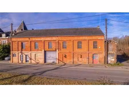 magnifique ensemble immobilier  entrepôts de +/- 1000m² + en