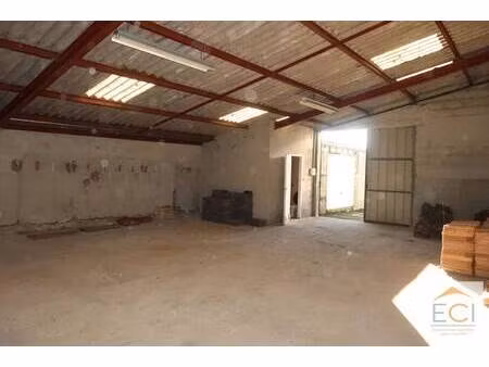 local d'activités à louer