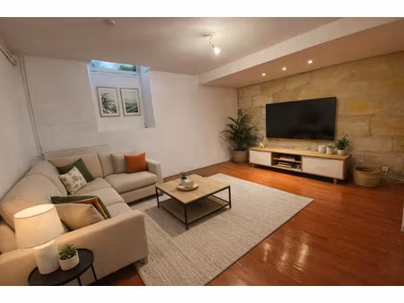 location maison 4 pièces 110 m² à bordeaux (33000)  1 109 €